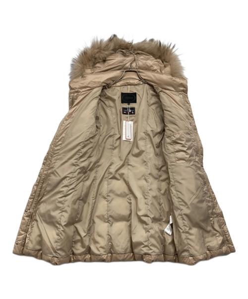 UNTITLED（アンタイトル）UNTITLED (アンタイトル) ダウンコート ベージュ サイズ:2の古着・服飾アイテム