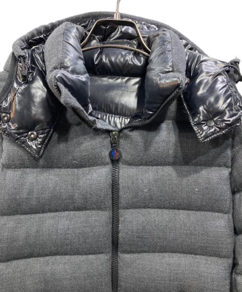 MONCLER（モンクレール）MONCLER (モンクレール) BADY ダウンジャケット グレーの古着・服飾アイテム