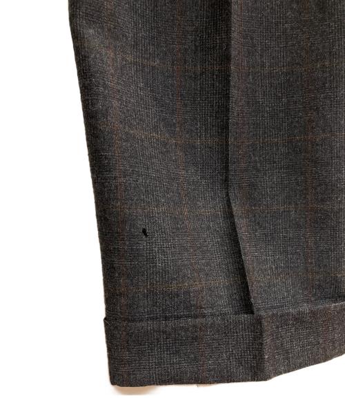 ARMANI COLLEZIONI（アルマーニ コレツィオーニ）ARMANI COLLEZIONI (アルマーニ コレツィオーニ) グレンチェック2Bスーツ グレー サイズ:50の古着・服飾アイテム