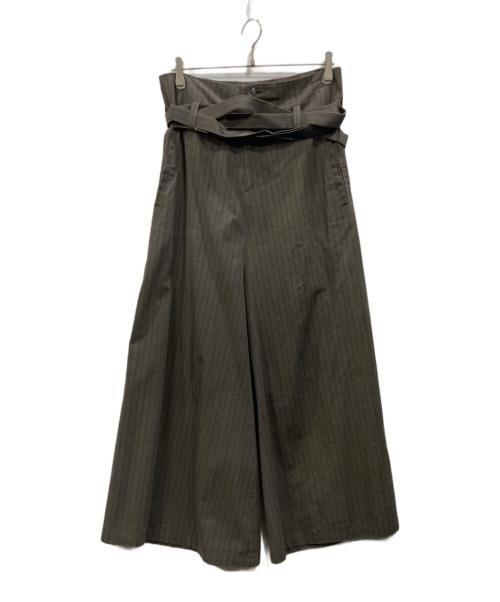 LIMI feu（リミフゥ）LIMI feu (リミフゥ) ベルト付きワイドパンツ チャコールグレー サイズ:2の古着・服飾アイテム