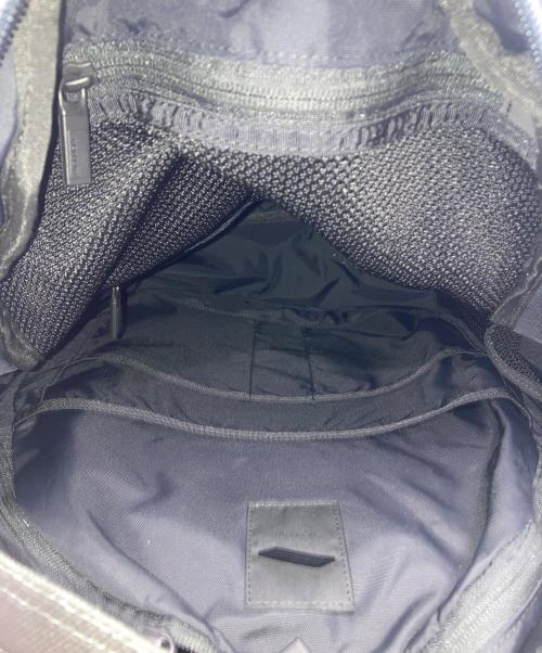 MONOLITH（モノリス）MONOLITH (モノリス) リュック ブラックの古着・服飾アイテム