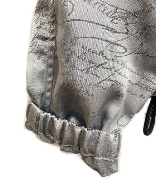 Berluti（ベルルッティ）Berluti (ベルルッティ) カリグラフィ ナイロンジップアップパーカー グレー サイズ:R50の古着・服飾アイテム