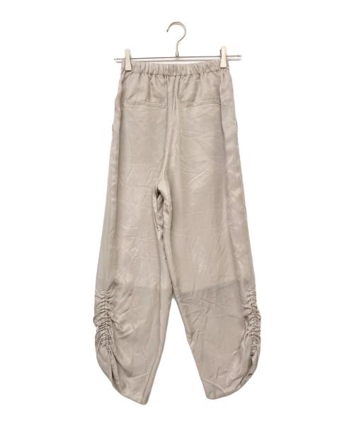23区（ニジュウサンク）23区 (ニジュウサンク) キュプラパンツ ベージュ サイズ:SIZE 30の古着・服飾アイテム