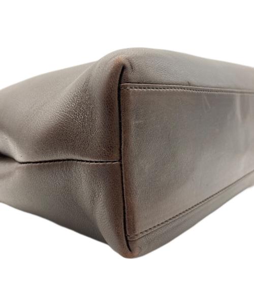 Salvatore Ferragamo（サルヴァトーレ フェラガモ）Salvatore Ferragamo (サルヴァトーレ フェラガモ) ヴァラチェーンバッグ ブラウンの古着・服飾アイテム