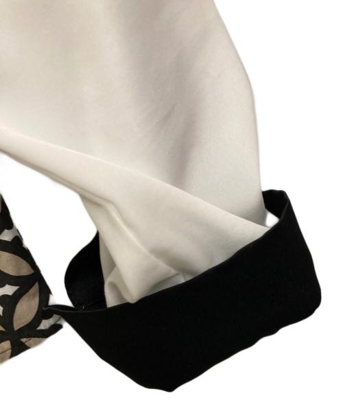 DRESSTERIOR（ドレステリア）DRESSTERIOR (ドレステリア) オーバーラップサークル ブラウス ホワイト サイズ:38の古着・服飾アイテム