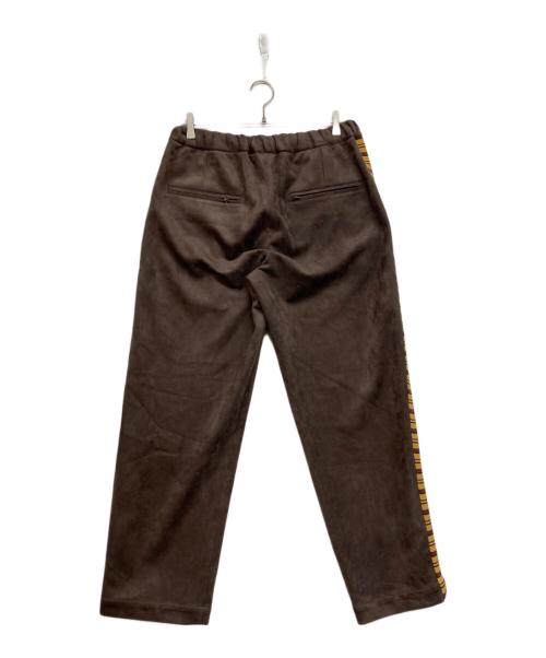 SASQUATCHfabrix.（サスクワッチファブリックス）SASQUATCHfabrix. (サスクワッチファブリックス) SYNTHETIC SUEDE TRACK PANTS ブラウン サイズ:Mの古着・服飾アイテム