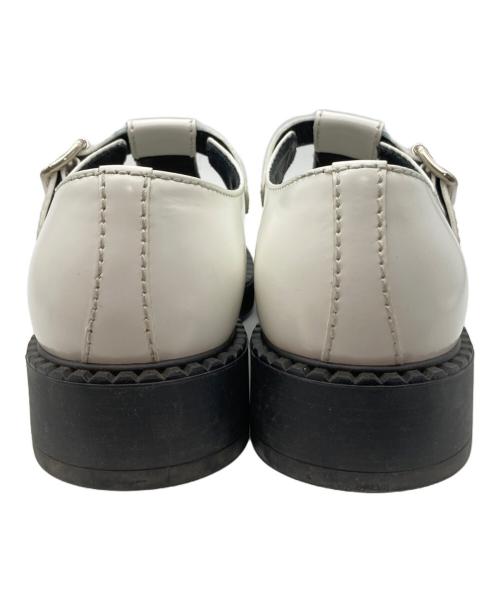 PRADA（プラダ）PRADA (プラダ) メリージェーン ブラッシュドレザー ホワイト サイズ:7の古着・服飾アイテム