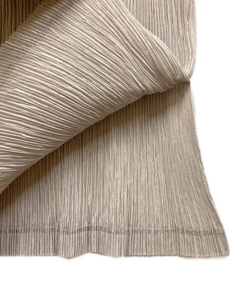 ISSEY MIYAKE FETE（イッセイミヤケフェット）ISSEY MIYAKE FETE (イッセイミヤケフェット) プリーツノースリーブカットソー グレー サイズ:2の古着・服飾アイテム