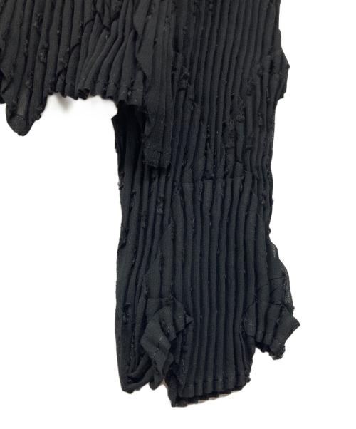 ISSEY MIYAKE（イッセイミヤケ）ISSEY MIYAKE (イッセイミヤケ) プリーツカットソー ブラック サイズ:2の古着・服飾アイテム