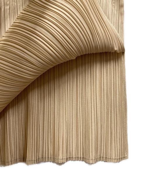 PLEATS PLEASE（プリーツプリーズ）PLEATS PLEASE (プリーツプリーズ) プリーツノースリーブカットソー ベージュ サイズ:3の古着・服飾アイテム