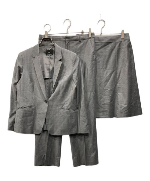 23区（ニジュウサンク）23区 (ニジュウサンク) ファインネスウールストライプセットアップスーツ グレー サイズ:42の古着・服飾アイテム