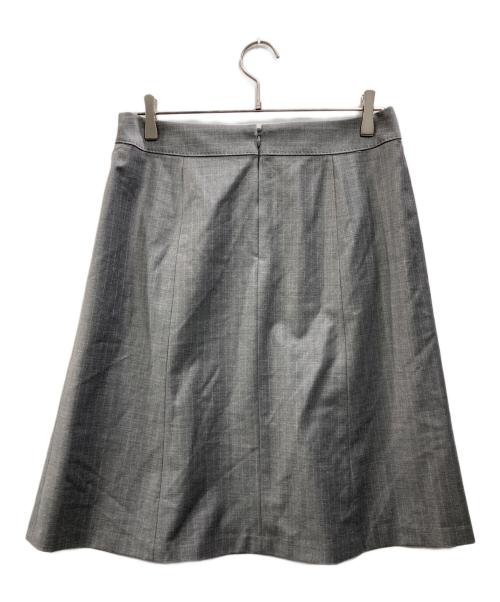 23区（ニジュウサンク）23区 (ニジュウサンク) ファインネスウールストライプセットアップスーツ グレー サイズ:42の古着・服飾アイテム