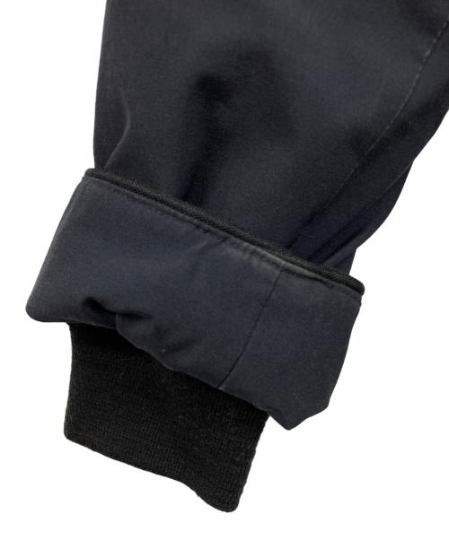 CANADA GOOSE（カナダグース）CANADA GOOSE (カナダグース) カムループスダウンジャケット ネイビー サイズ:Sの古着・服飾アイテム