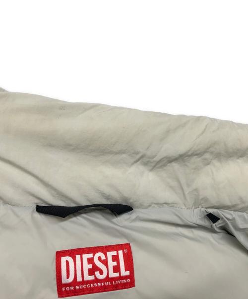 DIESEL（ディーゼル）DIESEL (ディーゼル) W-ROLFYS-SL　フード付ダウンベスト グレー サイズ:50の古着・服飾アイテム