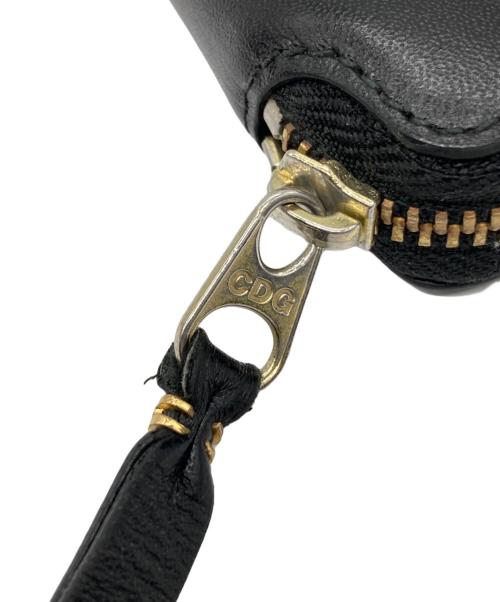 COMME des GARCONS（コムデギャルソン）COMME des GARCONS (コムデギャルソン) ラウンドファスナー財布 ブラックの古着・服飾アイテム