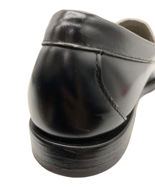 G.H.BASS（ジーエイチバス）G.H.BASS (ジーエイチバス) Larson コンビローファー ホワイト×ブラック サイズ:41の古着・服飾アイテム