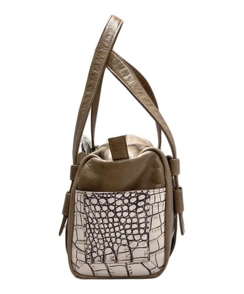 BEAUGRAND（ボーグラン）BEAUGRAND (ボーグラン) バニラクロコフラワーコサージュ付きハンドバッグ ベージュの古着・服飾アイテム