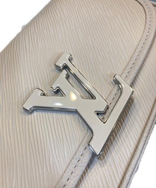 LOUIS VUITTON（ルイ ヴィトン）LOUIS VUITTON (ルイ ヴィトン) エピ ビュシ ショルダーバッグ ベージュの古着・服飾アイテム