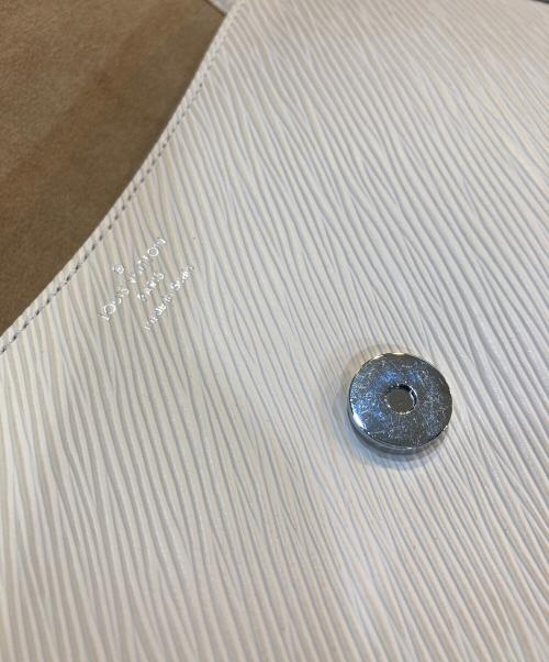 LOUIS VUITTON（ルイ ヴィトン）LOUIS VUITTON (ルイ ヴィトン) エピ ビュシ ショルダーバッグ ベージュの古着・服飾アイテム