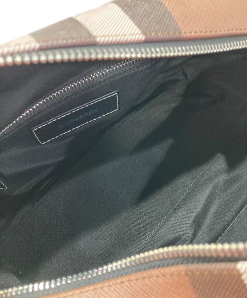BURBERRY（バーバリー）BURBERRY (バーバリー) メガチェックセカンドバッグ ブラウンの古着・服飾アイテム