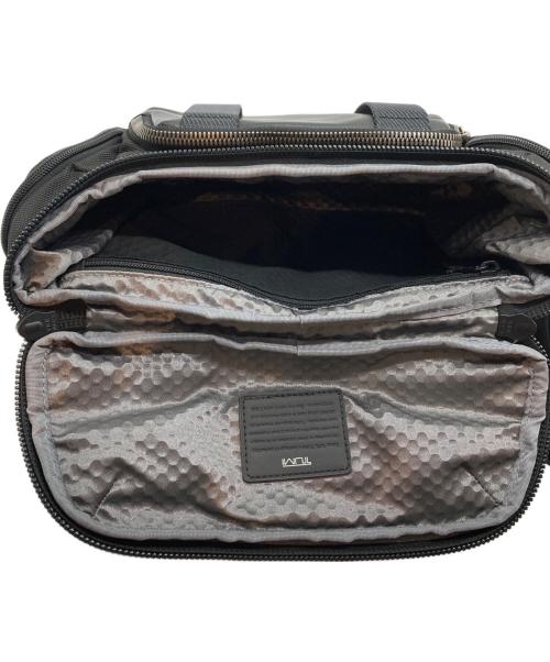 TUMI（トゥミ）TUMI (トゥミ) アルファ ブラヴォウエストポーチ ブラックの古着・服飾アイテム