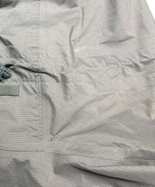 Patagonia（パタゴニア）Patagonia (パタゴニア) MARS LEVEL 6 ジャケット カーキ サイズ:XLの古着・服飾アイテム