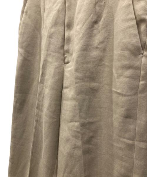 UNITED ARROWS TOKYO（ユナイテッドアローズトウキョウ）UNITED ARROWS TOKYO (ユナイテッドアローズトウキョウ) センタープレスパンツ ベージュ サイズ:36の古着・服飾アイテム