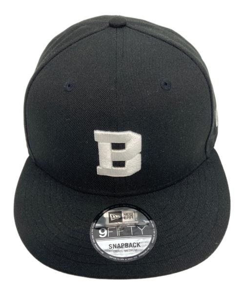 New Era（ニューエラ）New Era (ニューエラ) MARKA (マーカ) コラボB刺繍キャップ ブラックの古着・服飾アイテム