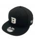 New Era（ニューエラ）の古着「コラボB刺繍キャップ」｜ブラック