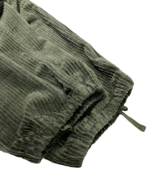 SUPREME（シュプリーム）Supreme (シュプリーム) ワイドウェールコーデュロイカーゴパンツ グリーン サイズ:30の古着・服飾アイテム