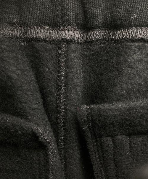 UNDERCOVER（アンダーカバー）UNDERCOVER (アンダーカバー) テーププリントスウェットパンツ ブラック サイズ:3の古着・服飾アイテム