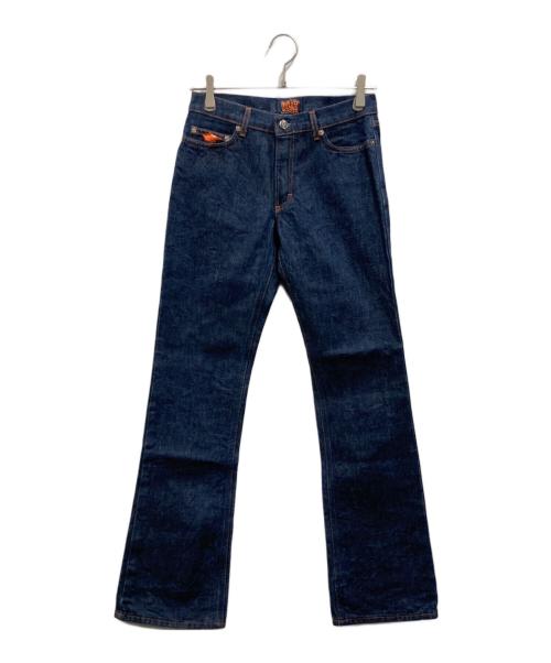 W.&L.T（ウォルト）W.&L.T (ウォルト) 稲妻ピンバッジ付きデニムパンツ インディゴ サイズ:Ｍの古着・服飾アイテム