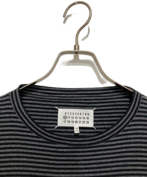 Maison Margiela（メゾンマルジェラ）Maison Margiela (メゾンマルジェラ) 4ステッチボーダーTシャツ グレー サイズ:44の古着・服飾アイテム