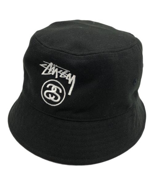 stussy（ステューシー）stussy (ステューシー) ロゴ刺繍バケットハット ブラックの古着・服飾アイテム