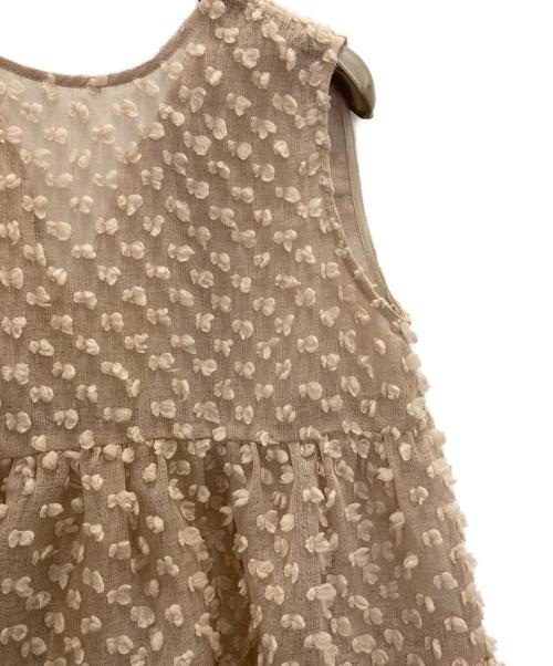 TORRAZZO DONNA（トラッゾドンナ）TORRAZZO DONNA (トラッゾドンナ) 2WAY Dot Tiered Blouse ベージュ サイズ:FREEの古着・服飾アイテム