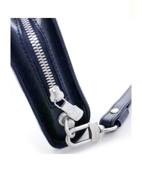 LOUIS VUITTON（ルイ ヴィトン）LOUIS VUITTON (ルイヴィトン) タイガ・バイカルセカンドバッグ ブラック サイズ:- タイガ M30182の古着・服飾アイテム