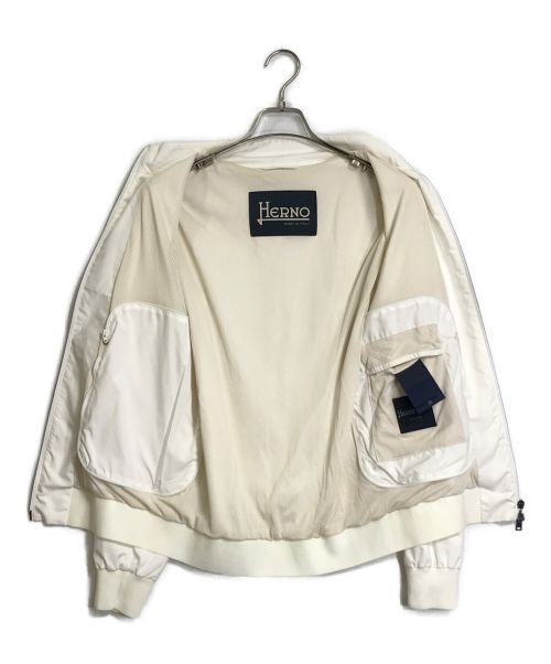 HERNO（ヘルノ）HERNO (ヘルノ) パッカブル スイングトップブルゾン ホワイト サイズ:46の古着・服飾アイテム