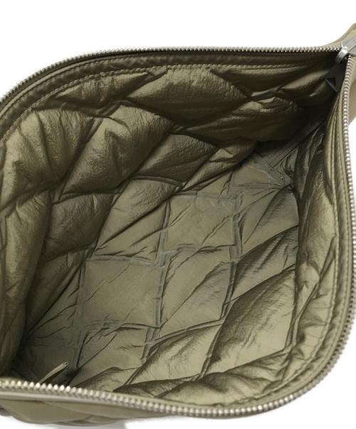 BOTTEGA VENETA（ボッテガベネタ）BOTTEGA VENETA (ボッテガベネタ) パデッド ドキュメントケース　クラッチバッグ　キルティング ベージュ サイズ:実寸参照の古着・服飾アイテム