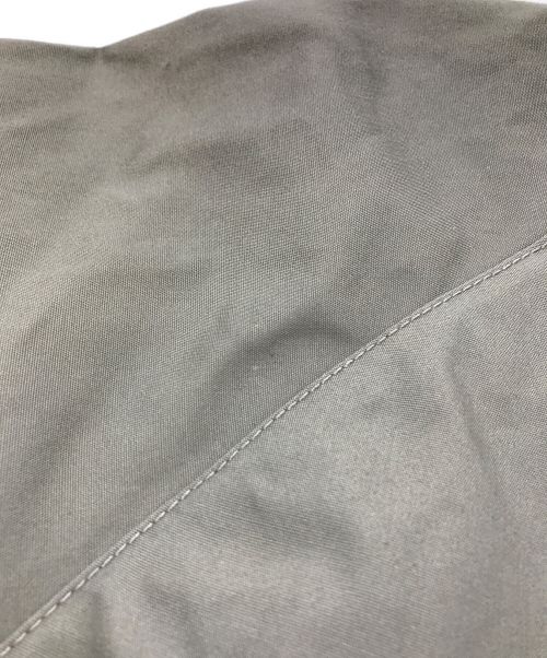 H by higer（エイチバイフィガー）H by higer (エイチバイフィガー) スイングトップ　H1023-06003　ハリントン　　グレー ベージュ サイズ:Lの古着・服飾アイテム