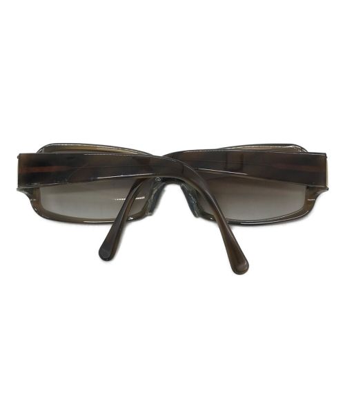 GIVENCHY（ジバンシィ）GIVENCHY (ジバンシィ) サングラス　SGV585  GIVENCHY  ブラウン　レディース ブラウン サイズ:実寸参照の古着・服飾アイテム