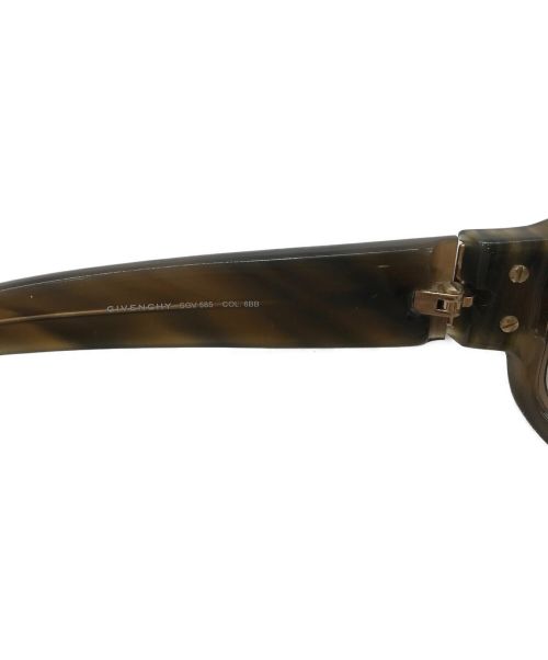 GIVENCHY（ジバンシィ）GIVENCHY (ジバンシィ) サングラス　SGV585  GIVENCHY  ブラウン　レディース ブラウン サイズ:実寸参照の古着・服飾アイテム