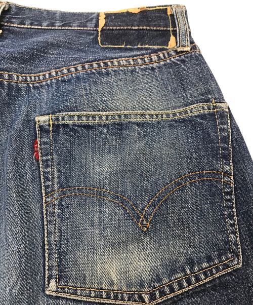 LEVI'S（リーバイス）LEVI'S (リーバイス) LEVI'S　501BIGE前期デニムパンツ/オリジナルヴィンテージデニムパンツ　ボタン裏6 両面BIGE Vステッチ 　足長R ブルー サイズ:W76㎝　股下74㎝の古着・服飾アイテム