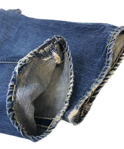 LEVI'S（リーバイス）LEVI'S (リーバイス) LEVI'S　501BIGE前期デニムパンツ/オリジナルヴィンテージデニムパンツ　ボタン裏6 両面BIGE Vステッチ 　足長R ブルー サイズ:W76㎝　股下74㎝の古着・服飾アイテム