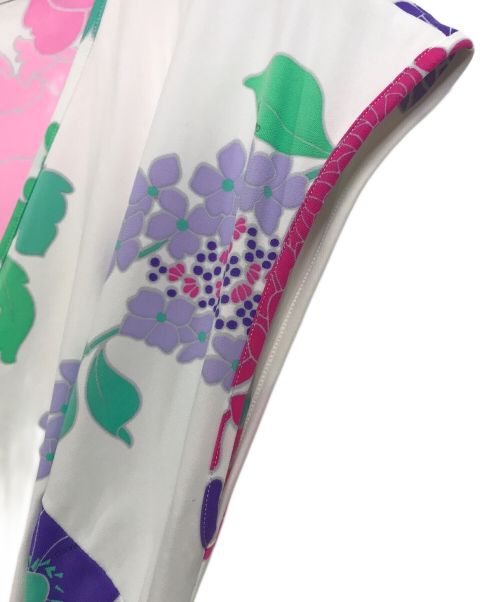 LEONARD FUCHSIA（レオナール）LEONARD FUCHSIA (レオナール) 総柄ワンピース　ナイロンワンピース　フラワープリントワンピース　ドレープワンピース　花柄 ホワイト サイズ:40の古着・服飾アイテム