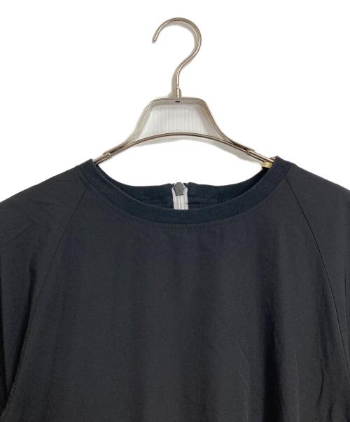 Thousand Mile（サウザンドマイル）Thousand Mile (サウザンドマイル) FREAK'S STORE (フリークスストア) パフスリーブナイロンワンピース　ロングワンピース ブラック サイズ:実寸参照の古着・服飾アイテム