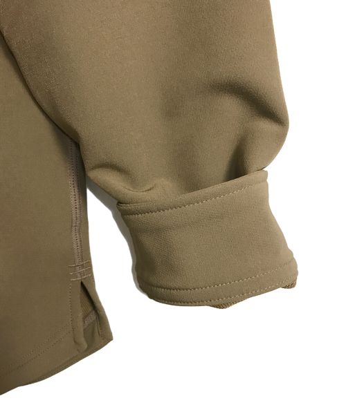 halfTen canterbury（ハーフテン カンタベリー）halfTen CANTERBURY (ハーフテン カンタベリー) FIELD STAND COLLAR PULLOVER JERSEY  フィールドスタンドカラープルオーバー　長袖シャツ ベージュの古着・服飾アイテム