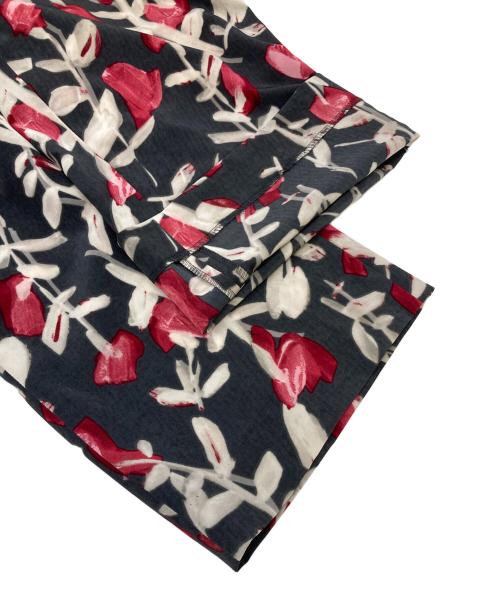 TOMORROW LAND（トゥモローランド）TOMORROW LAND (トゥモローランド) グルーフラワープリント ストレートパンツ ブラック サイズ:Sの古着・服飾アイテム