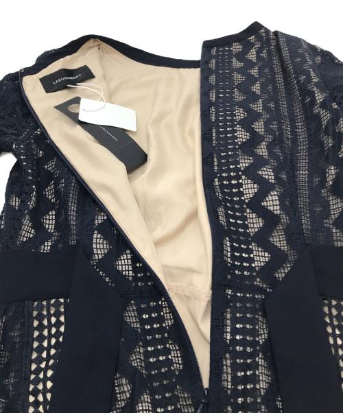 LAGUNA MOON（ラグナムーン）LAGUNA MOON (ラグナムーン) LADYジオメトリックレースドレス ネイビー×ベージュ サイズ:Mの古着・服飾アイテム