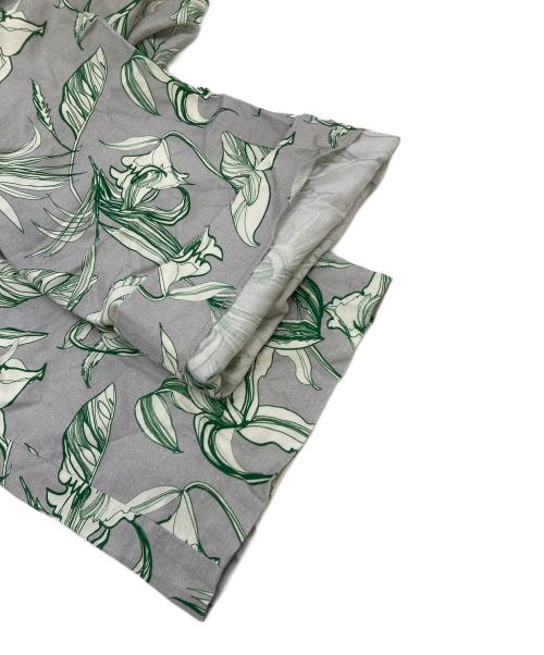 TOMORROW LAND（トゥモローランド）TOMORROW LAND (トゥモローランド) ヘメロカリスプリント ストレートパンツ グリーン サイズ:34の古着・服飾アイテム