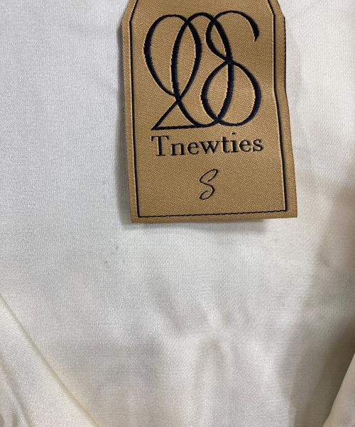 Tnewties（トゥエンティーズ）Tnewties (トゥエンティーズ) サリーとデイヴィッドのスキャンダル セットアップ　ブラウス　シャツ　ロングスカート ベージュ サイズ:Sの古着・服飾アイテム